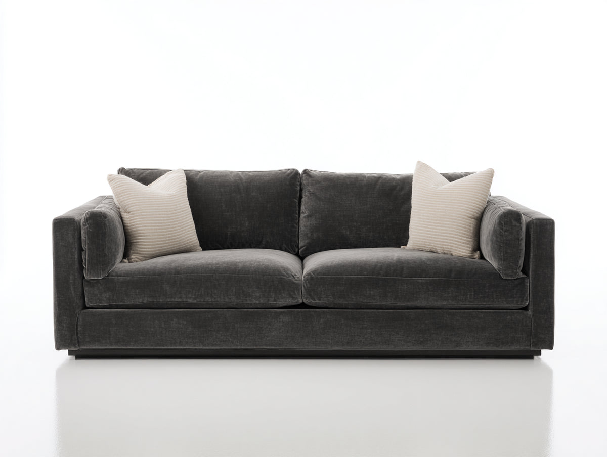 Gerades Sofa 240x90x85 cm - Samtsofa mit zwei Sitzplätzen und Kissen in Dunkelgrau - modernes Design für Wohnzimmer